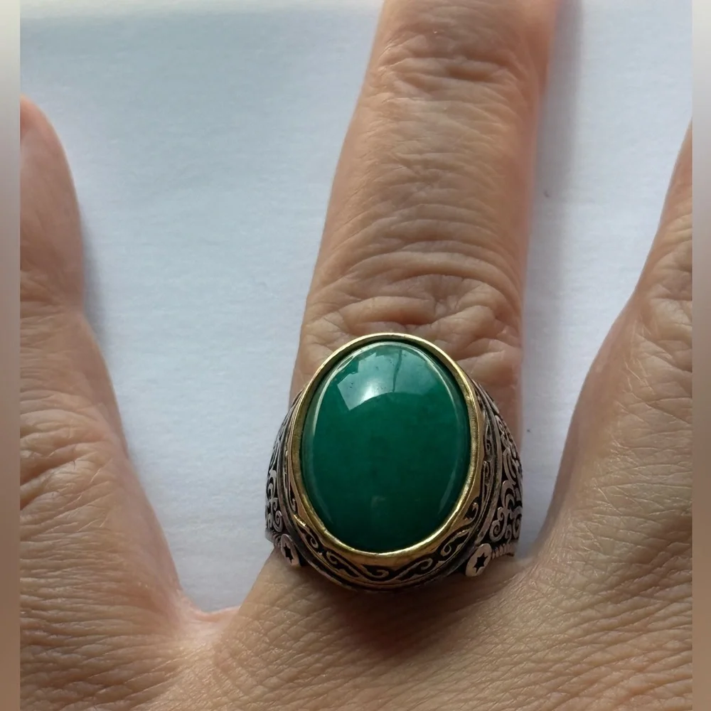 925 Sterling silver green ring
